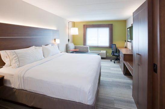 Holiday Inn Express Hotel & Suites Woodland Hills By Ihg Los Angeles Buitenkant foto