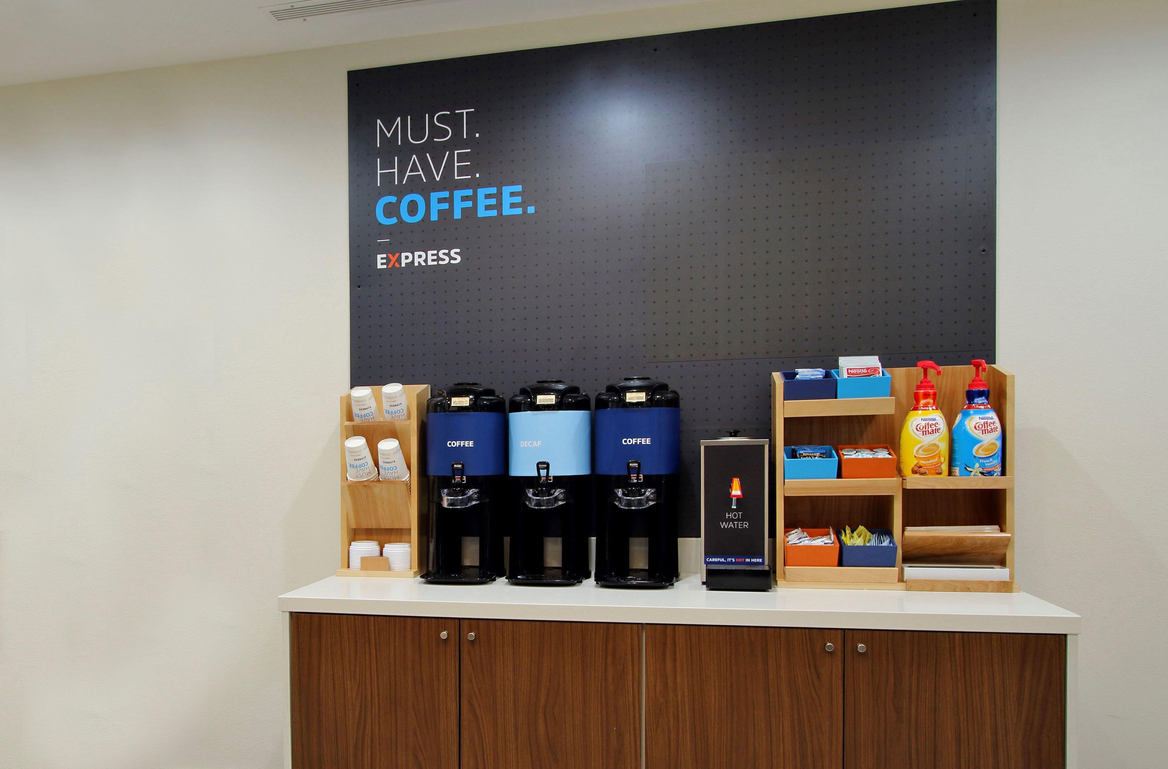 Holiday Inn Express Hotel & Suites Woodland Hills By Ihg Los Angeles Buitenkant foto