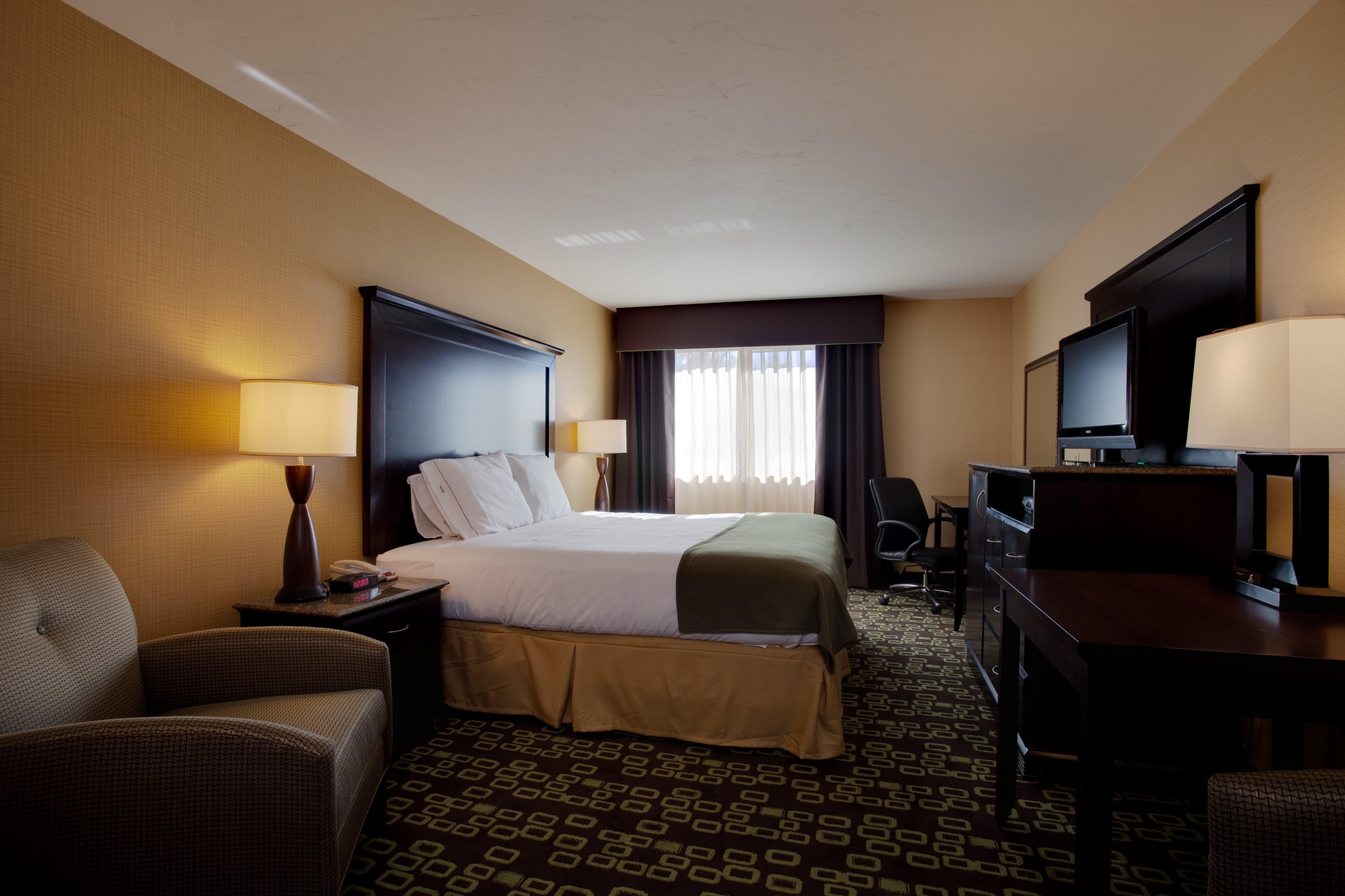 Holiday Inn Express Hotel & Suites Woodland Hills By Ihg Los Angeles Buitenkant foto